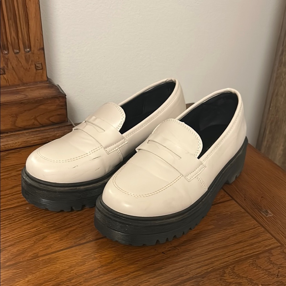 Lulu's Cream and Black Platform Loafers